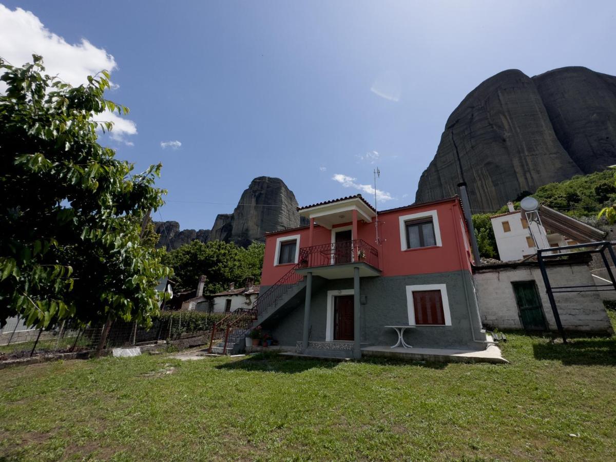 Fani'S House Under Meteora Apartment Kastraki  Luaran gambar