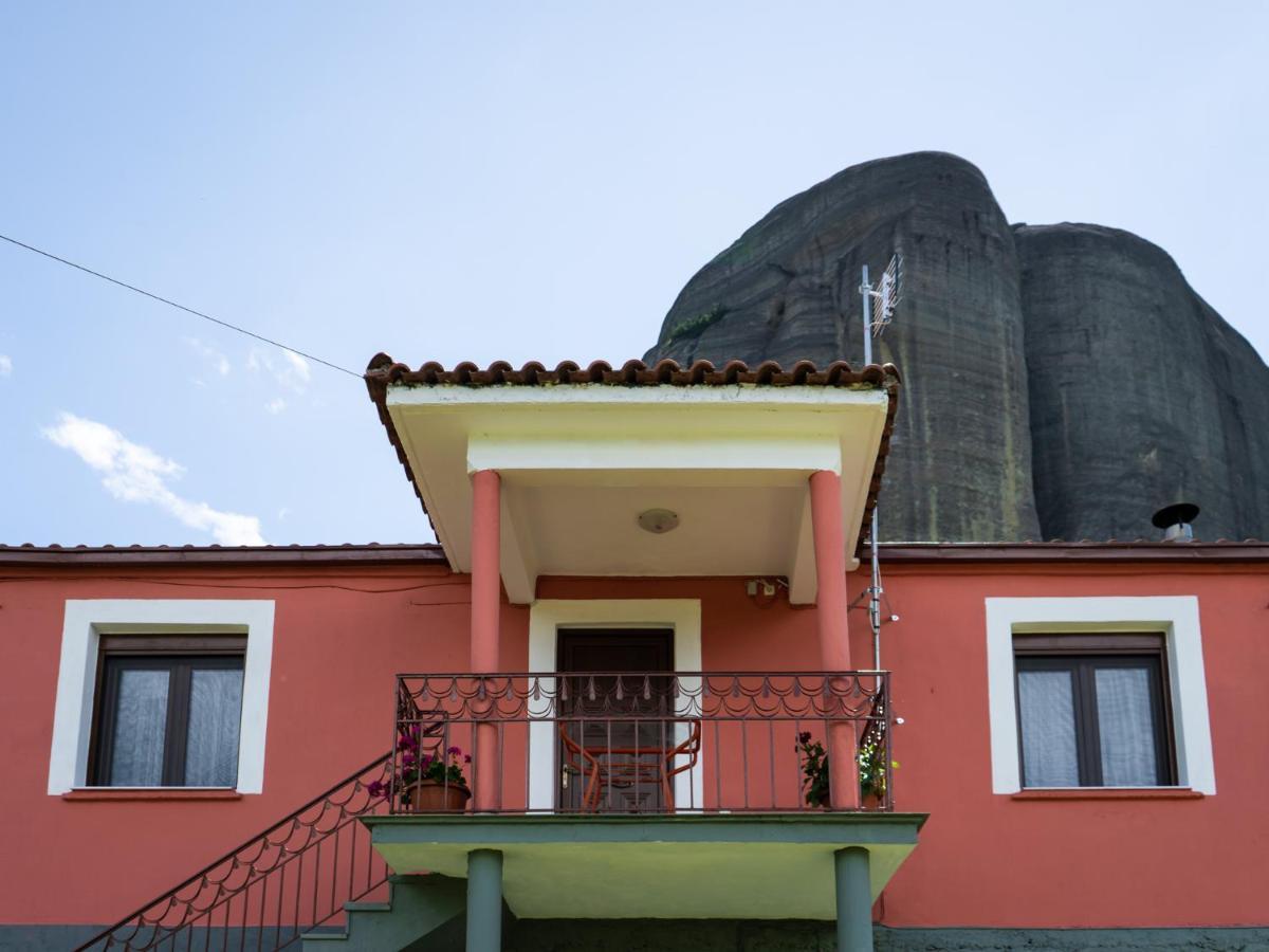 Fani'S House Under Meteora Apartment Kastraki  Luaran gambar